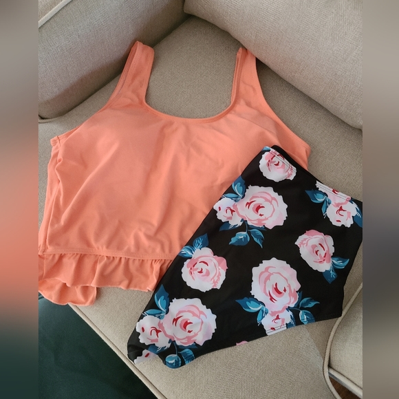🔥XL tankini swimsuit, coral and roses - Picture 1 of 4